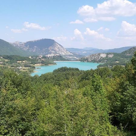 Appartement Al Colle à Castel San Vincenzo Extérieur photo